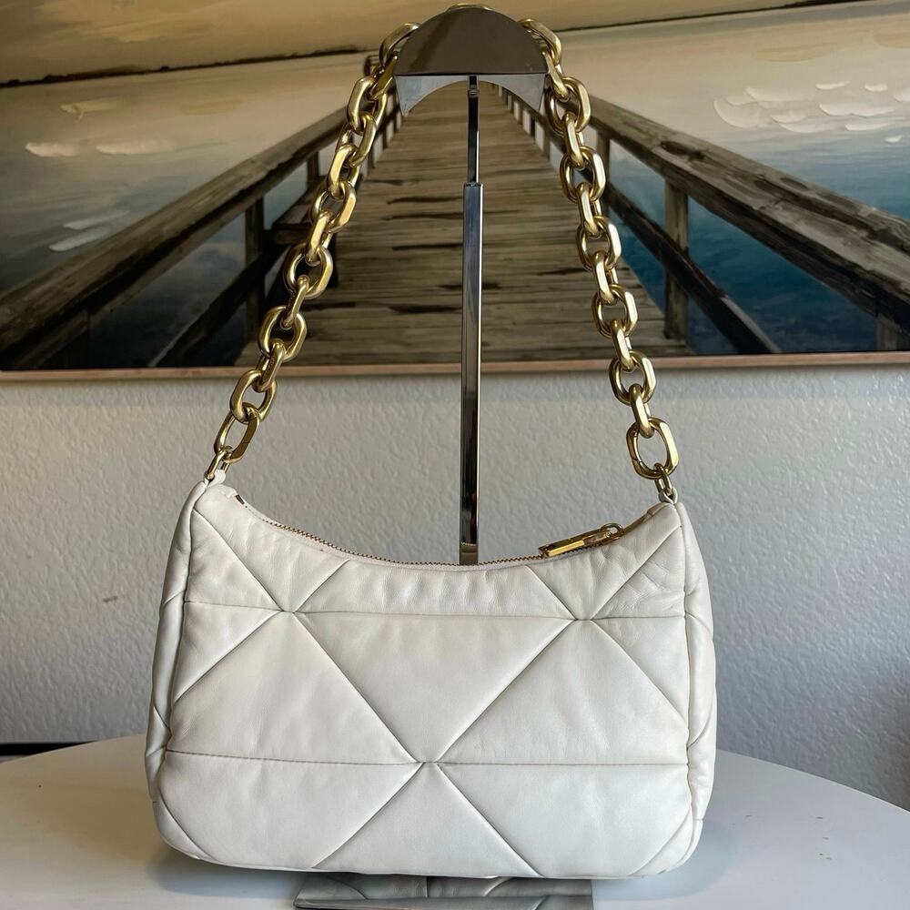 💎✨RARE FIND✨💎 Authentic PRADA Shoulder Bag - Picture 5 of 11